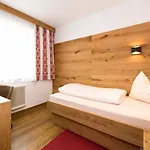 Hotel Alpenhotel Ernberg 3*