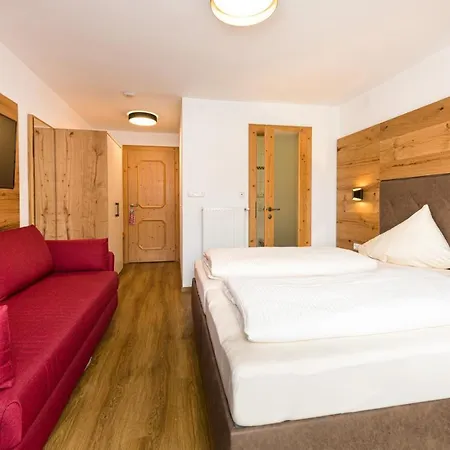 Alpenhotel Ernberg Ξενοδοχείο 3*