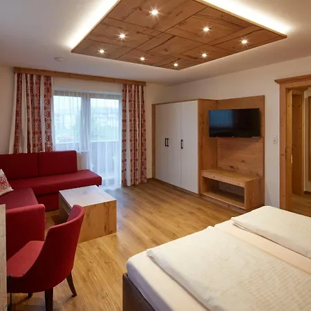 Alpenhotel Ernberg Ξενοδοχείο Reutte