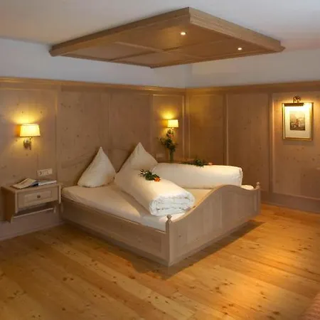 Alpenhotel Ernberg 3*