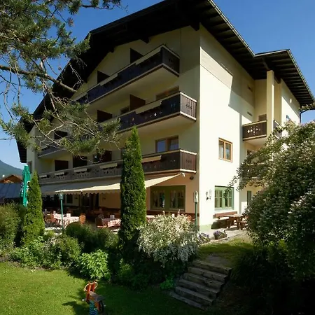 Alpenhotel Ernberg Hotel
